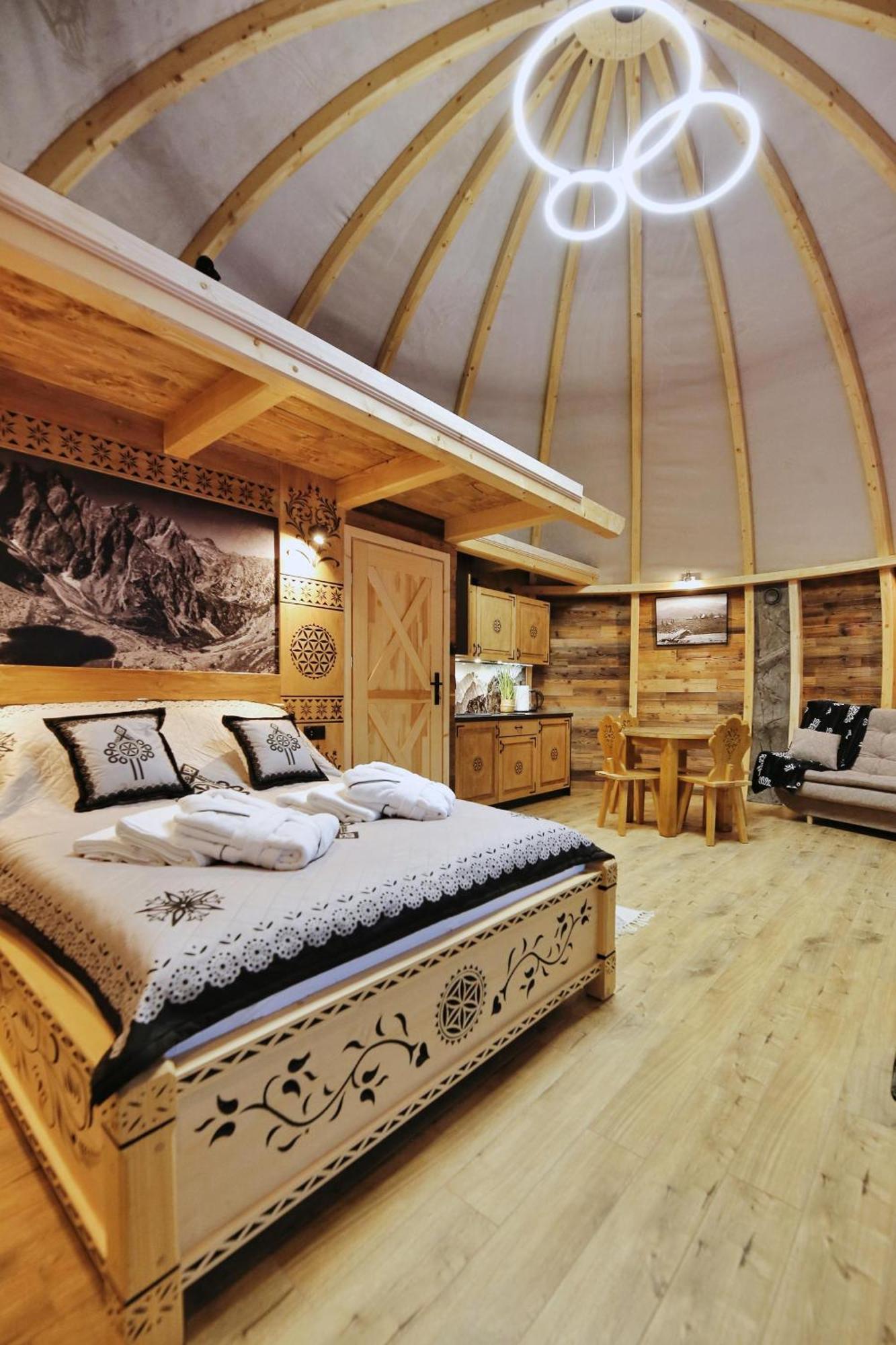 Отель Tatry Mountain Glamp Z Jacuzzi Закопане Экстерьер фото