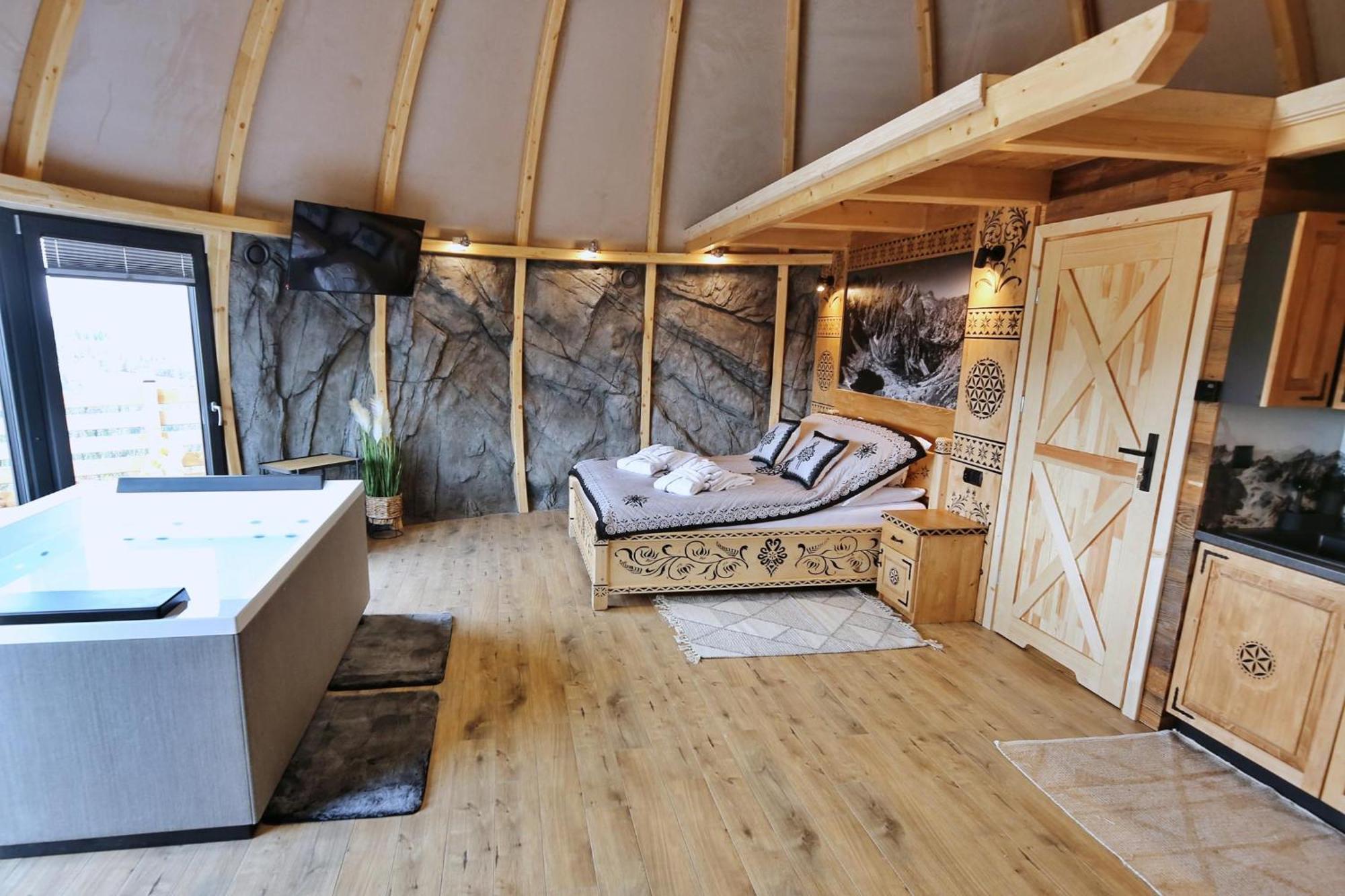 Отель Tatry Mountain Glamp Z Jacuzzi Закопане Экстерьер фото