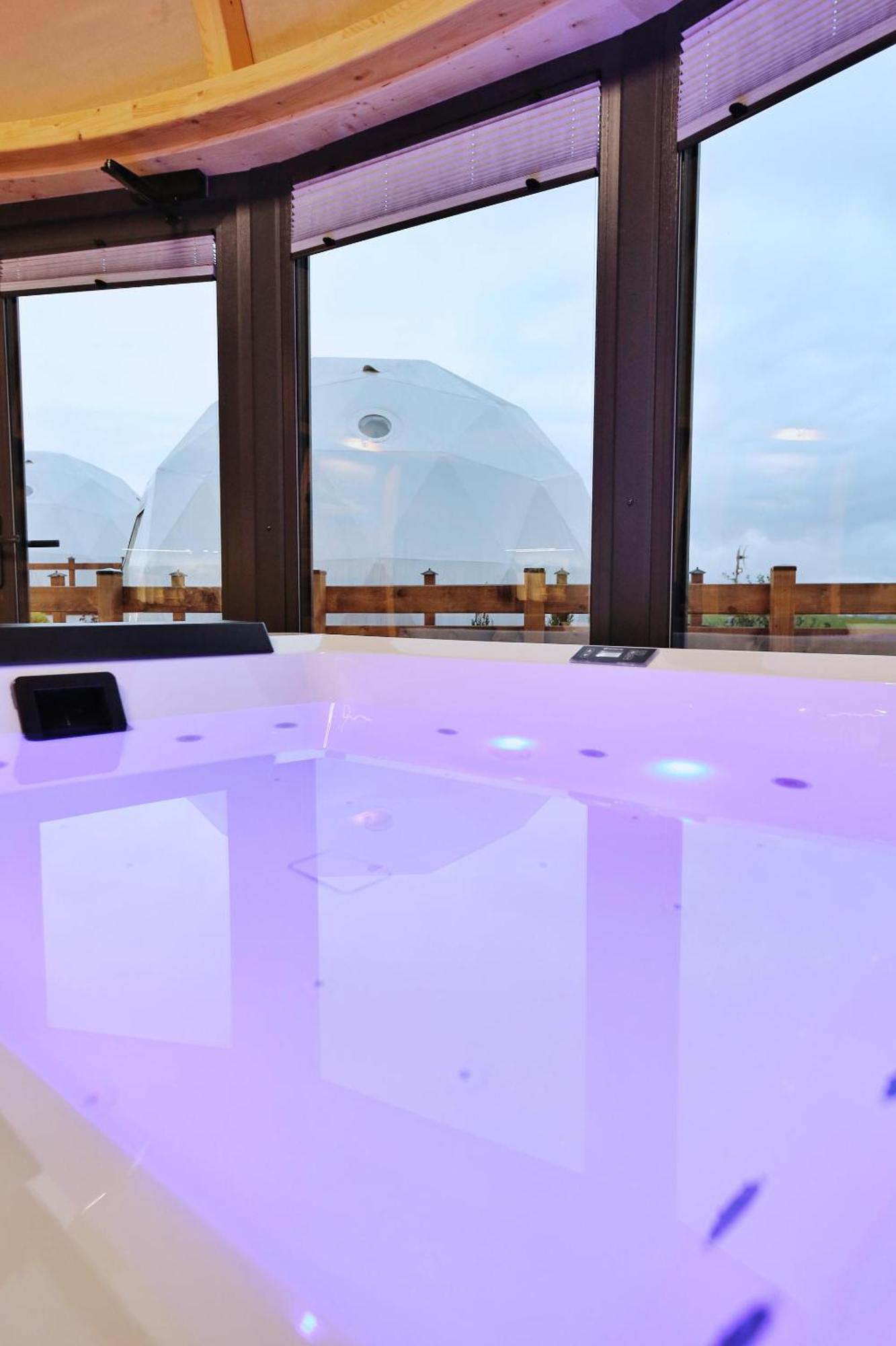 Отель Tatry Mountain Glamp Z Jacuzzi Закопане Экстерьер фото